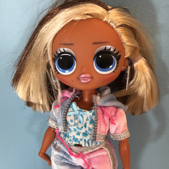 L.O.L. Surprise OMG doll - Picture 2 of 8